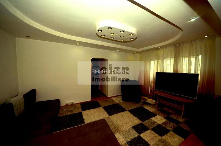 Colentina - Rau, Mcdonalds, 4 Camere 81 Mp, Et 9/11, An 1982, 2 Bai - 2