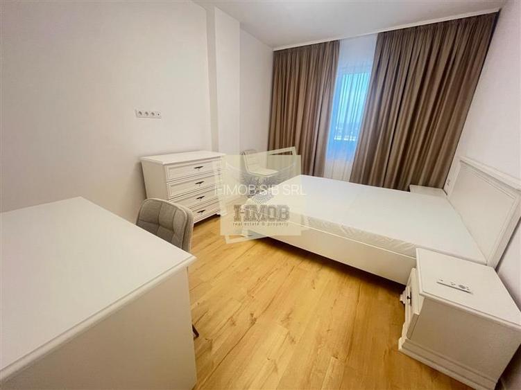 Apartament modern cu 3 camere si 2 bai in zona Centrala - 4