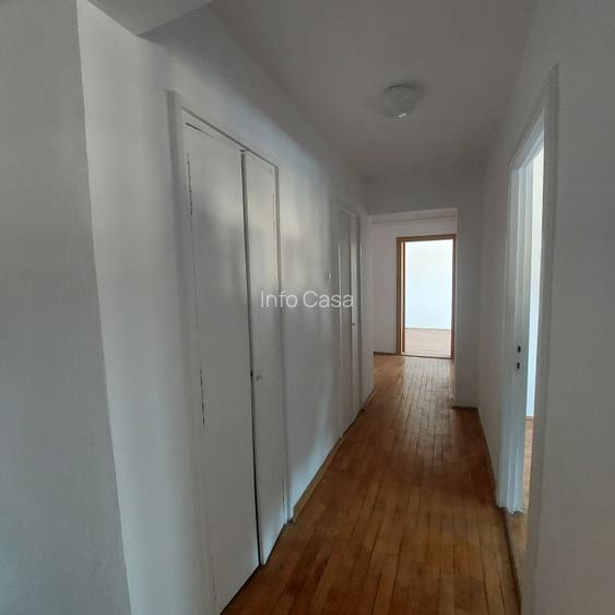 Vand 3 camere decomandat - 3