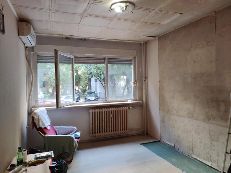 Bd Alex. Obregia, bloc R, 2 camere decomandate - 8