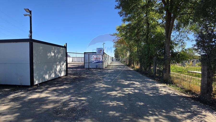 Investiție profitabilă în Brașov, Self-Storage automatizată  51 boxe - 4