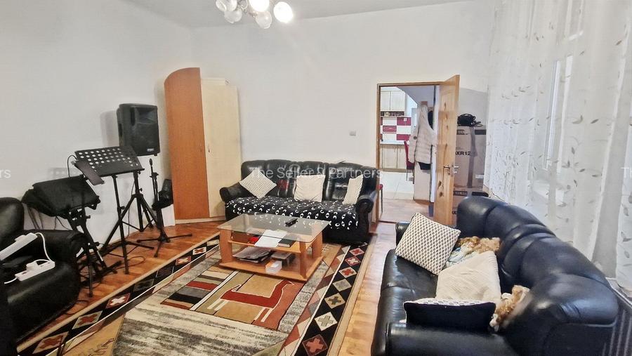 Zona Centrala In Imediata Apropiere a Strazii Michael Weiss - 3