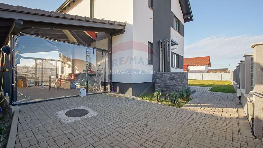 Casă smart finisaje premium, 700 mp teren Cartier Izvor | Comision 0 - 2