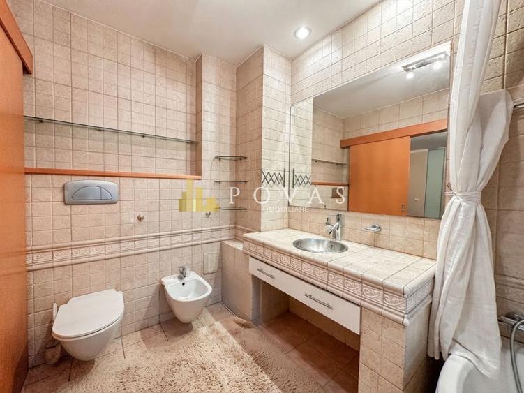 Inchiriere Vila 6 Camere IBIZA CLUB Erou Iancu Nicolae