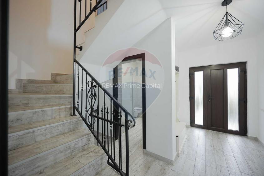 Casă 4 Camere cu Garaj, Construită de Proprietar, Cartier Episcopia - 10