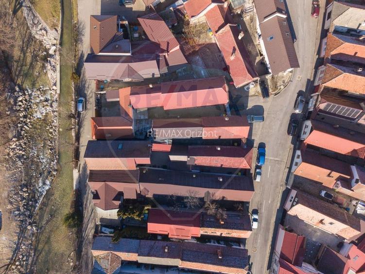 Oportunitate: casă la preț de apartament in Cristian - 18