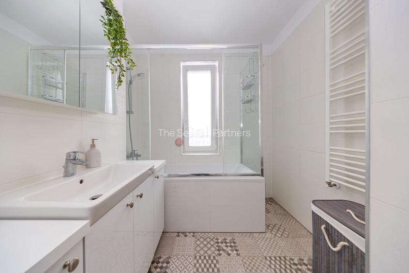 Complex Coresi Kasper - 21