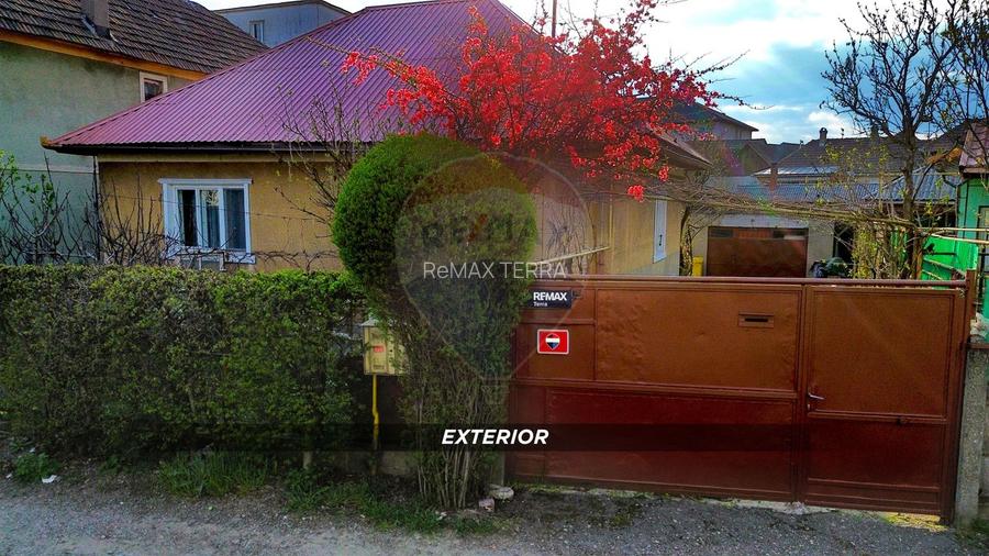 De Vanzare Casa - zona centru vechi - 2