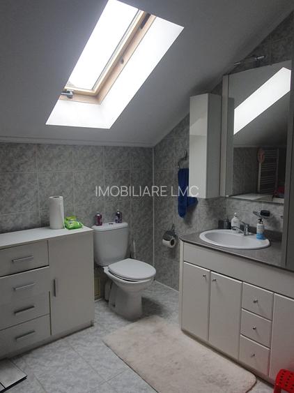 OFERTA EXCEPTIONALA - CASA  DE VANZARE -ZONA EXCLUSIVISTA - 19