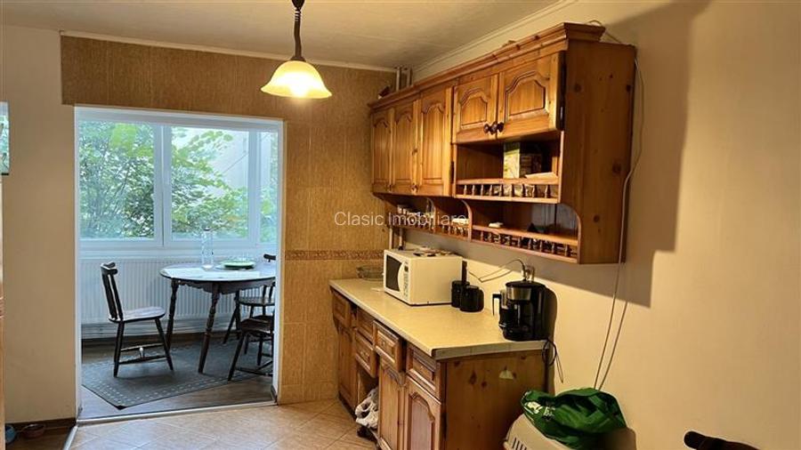 Vanzare apartament 2 camere decomandate etaj 1 in Gheorgheni- zona Titulescu - 3