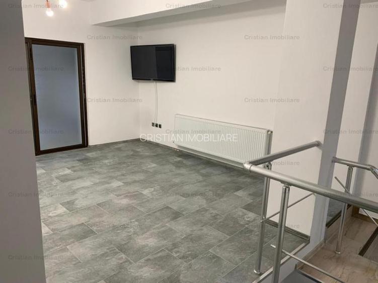 Vila de LUX  Ultracentrala! TOTUL NOU SI DE CALITATE- 300mp construiti - 8