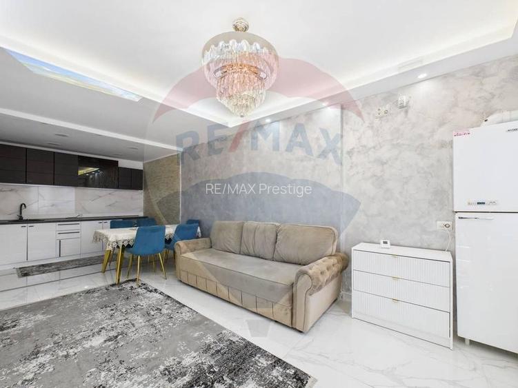 Casă / Vilă cu 3 camere de vânzare în zona Andronache - 2