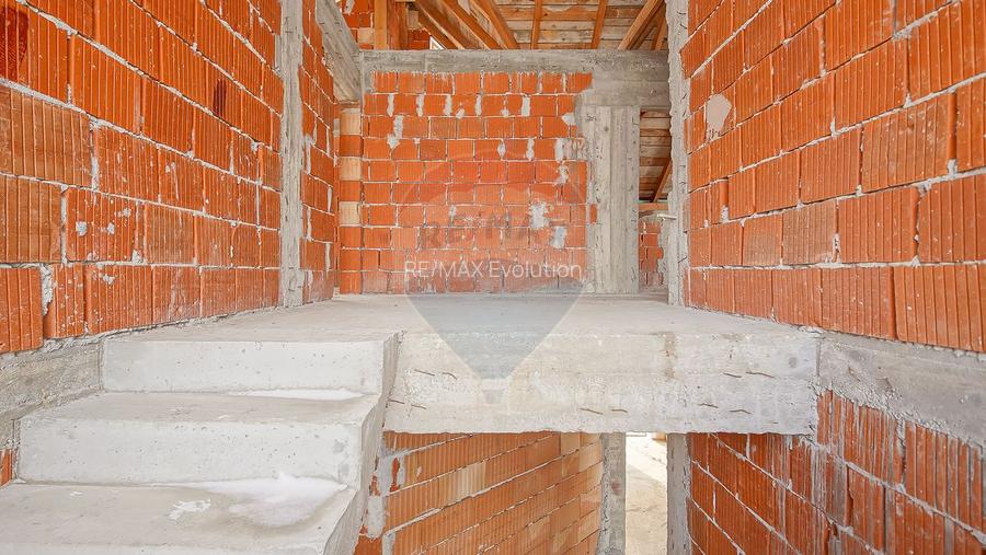 COMISION 0%| Casă individuală | 2 garaje | 192 mp utili | 847 mp teren - 59