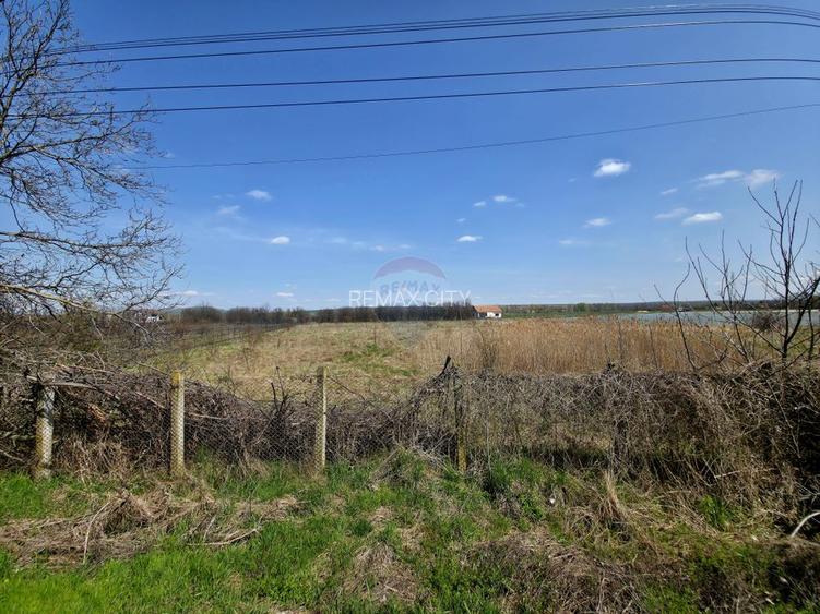 Teren 7,000mp Girov / deschidere 45 metri - 4