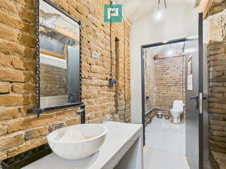 Eleganță subterană - pivniță exclusivistă Arad - 29