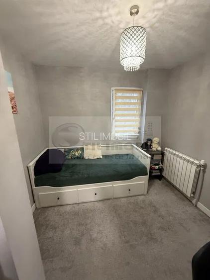 Ap 3 camere, , mobilat/utilat, et.1, Podu Ros- 125.000 € - 8