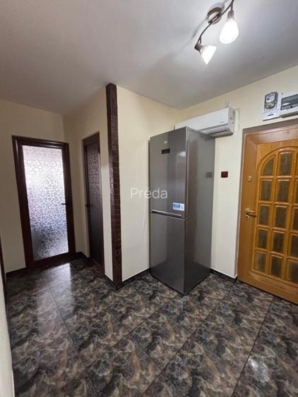 Închiriez apartament 2 camere mobilat și utilat modern zona Garii - 8