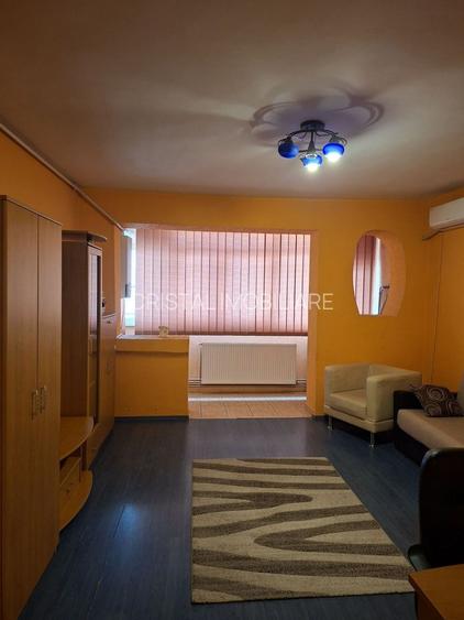 Garsoniera decomandata, pet friendly, centrala proprie, metrou 5 min, mobilata - 2
