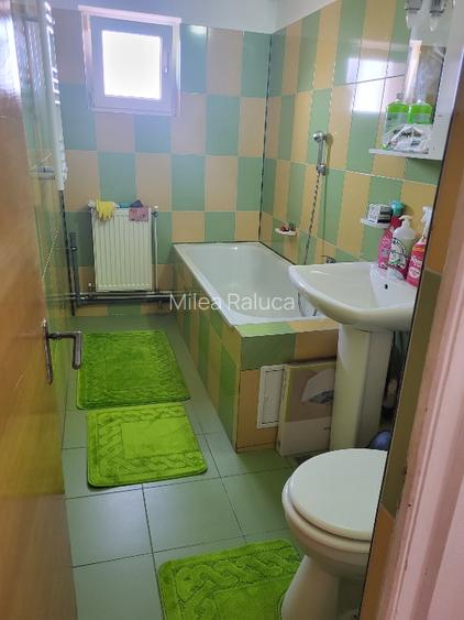 Închiriere Apartament  - 6