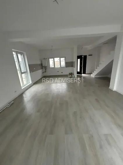 Vila 4 Camere P+1De Vanzare | Individuala  Complex Rezidential | Curte - 2