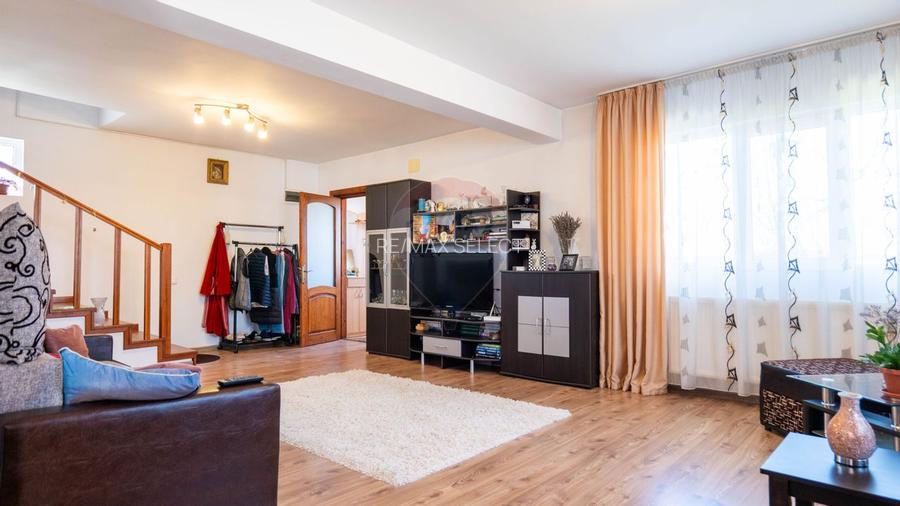 Vilă Bacu P+1+Pod, livadă, acces rapid A0/A1/Centură - 4