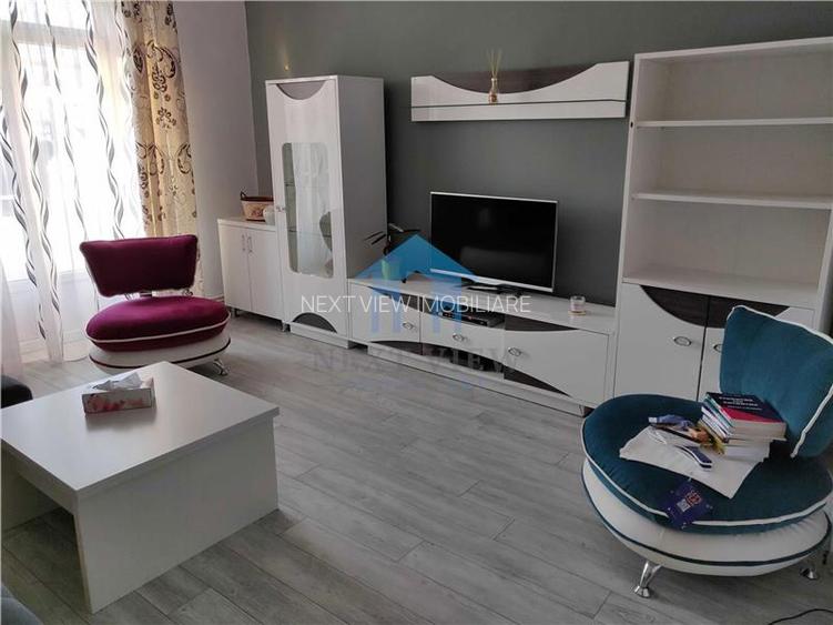 Apartament 2 camere, The Office - 5