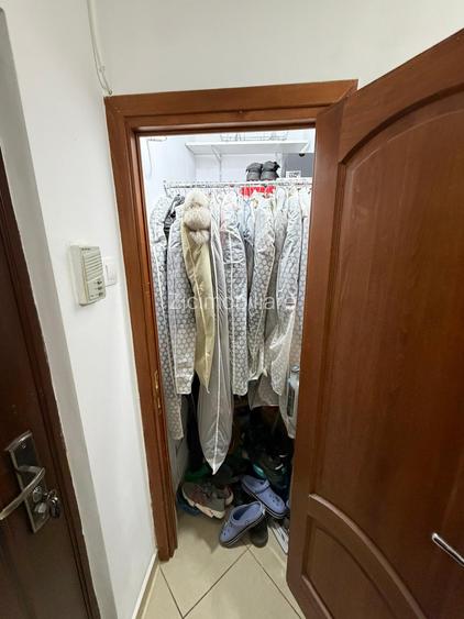 3 camere mobilat utilat etaj 3/4,metrou 1 decembrie la 5 minute - 8