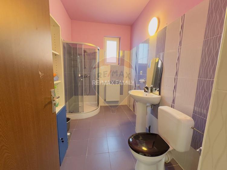 Casă cu 5 camere de vânzare Cartier Orizont 2 Paleu zona Metropolitana - 19