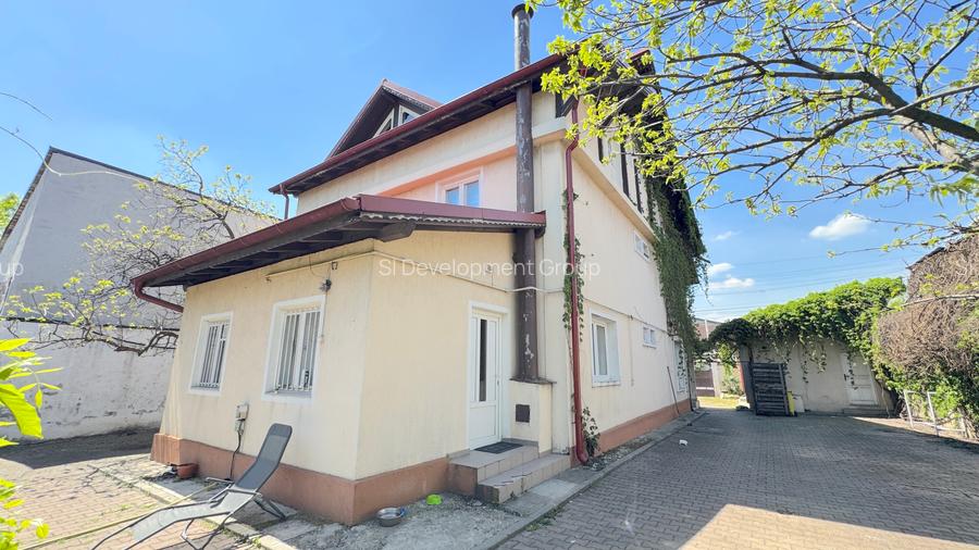 Casa Individuala - 10 Camere - Teren 990 MP - 288 MP utili - Gradina & Anexe - 21