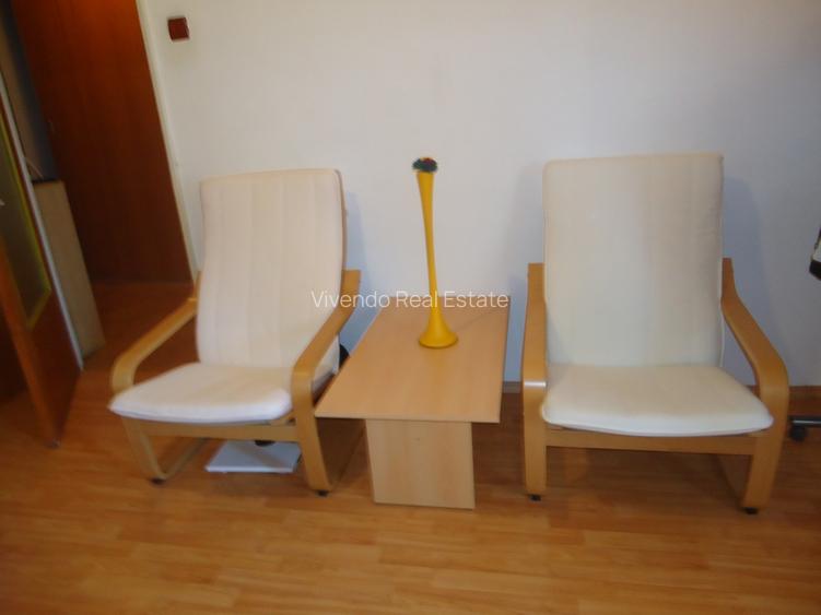 Garsoniera Piata Victoriei | Guvern | bloc 1991 - 3