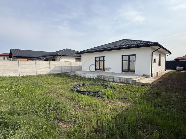 Casa Dragomiresti-Deal, P+Pod, 4 Cam, STB, Teren: 500mp! Comision 0%! - 4