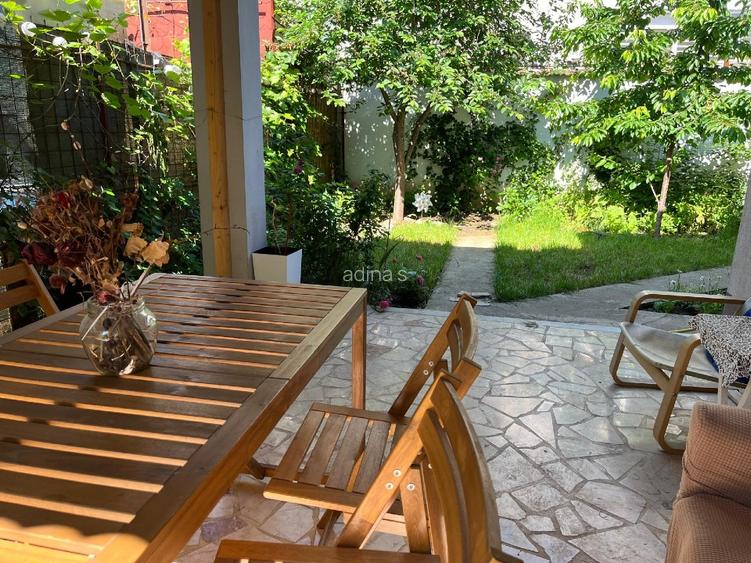 Casa cu gradina in sectorul 4 de vanzare - 2
