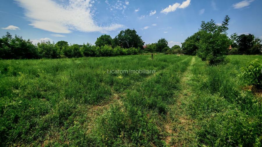 Teren intravilan Stupini ,Central, 823mp,Utilitati,83000 eur - 2