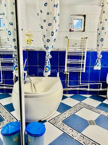 Vila ultra moderna  spatioasa  - 16