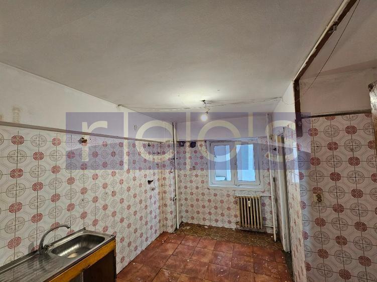 Apartament 4 camere vis - vi- de ASE - Dorobanti-Piata Romana - 4