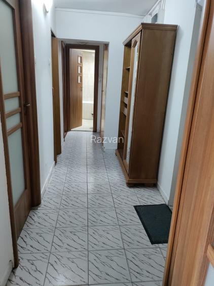 Proprietar, 2 cam, dec, Aviatiei metrou, centrala proprie, etaj 1 - 5