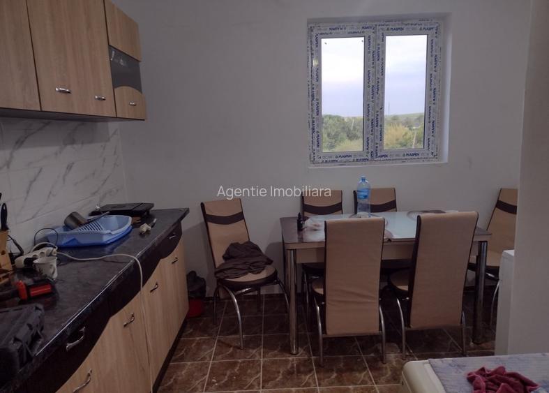 Apartament 3 camere decomandat - 2