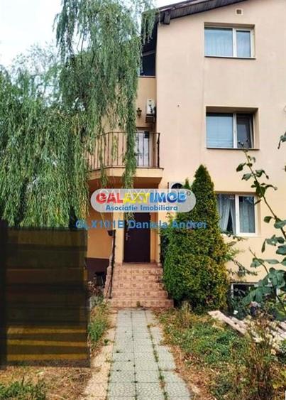 Vanzare Vila, 2007, D+P+1Etaj+M, teren 300 mp, Oras Otopeni-central - 2