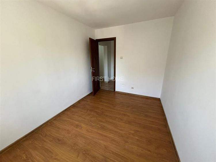 Apartament cu 3 camere de vanzare, zona Piata Moldovei - 7