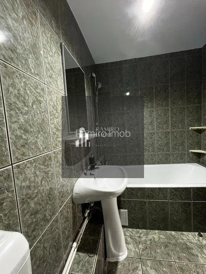 Apartament 2 camere decomandat, centrala proprie Luica Sector 4 - 6