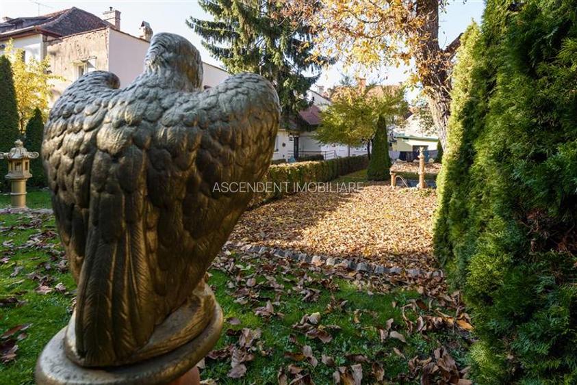 Nivel in vila, curte deosebita, priveliste, Central, Brasov - 51