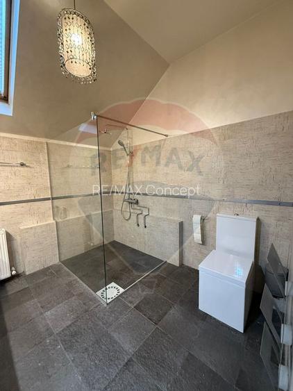 Casă / Vilă de închiriat în Gruia - 22