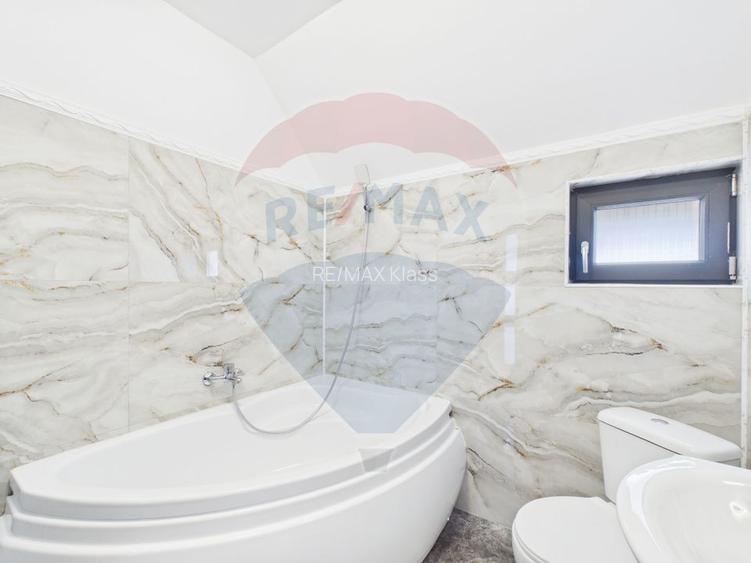 Casă / Vilă cu 5 camere de vânzare - 39