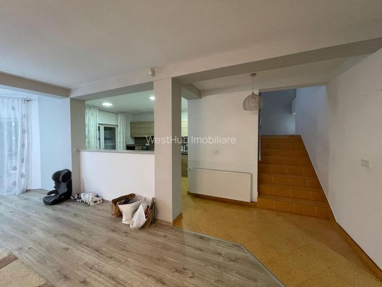 Casa Individuala 5 camere Mosnita Veche - 4