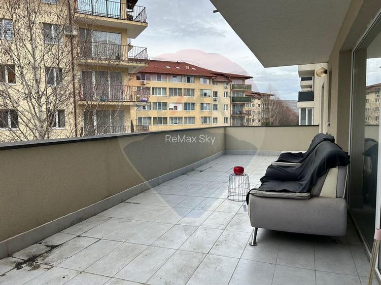 Apartament modern de inchiriat cu terasa de 30 mp, Str. Florilor 210 - 8