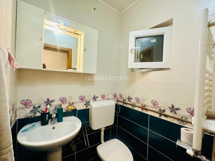 Apartament de vanzare -  3 camere  Dristor - Aleea Scolarilor - 8