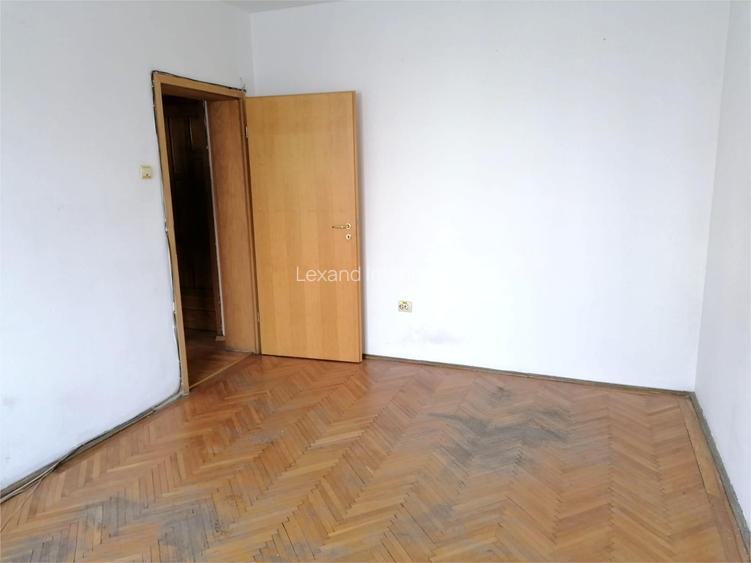 Apartament cu doua camere in Centrul civic pentru locuinta sau birou - 3