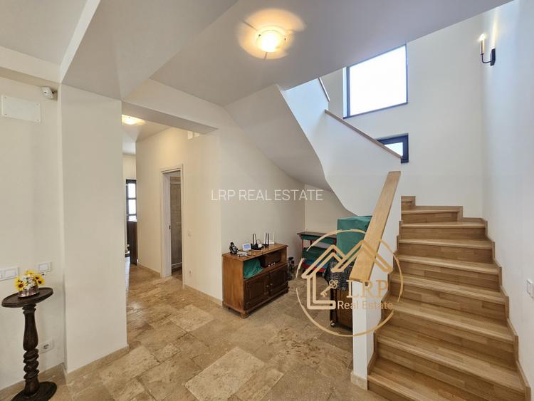 Buftea-Vila individuala 4 camere,3 bai, P+1E, 270mp utili, teren 990mp - 37