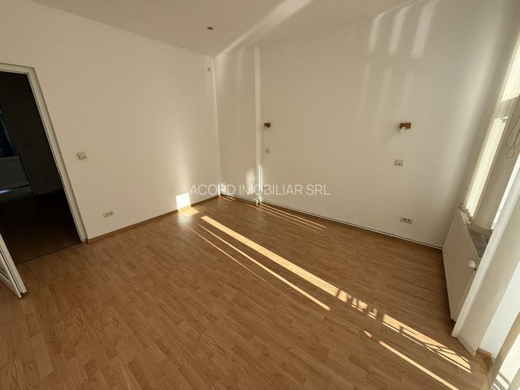 Apartament 6 camere zona Central - 8