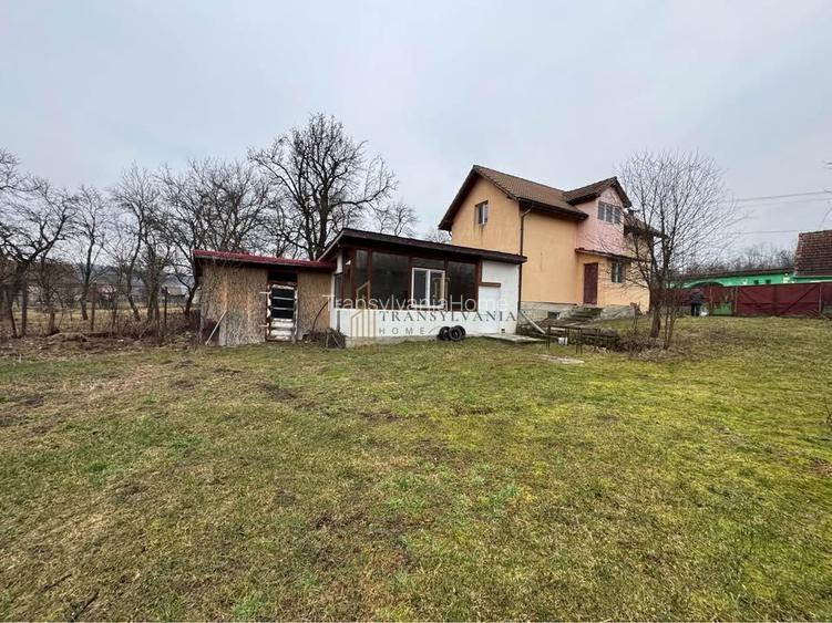 Casă cu suflet, într-o oază de liniște din zona Porumbacu, Sărata - 2